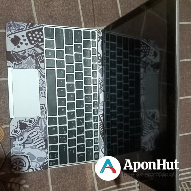 Hp laptop core i5 display tuch screen