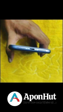 Apple iPhone 11 12
