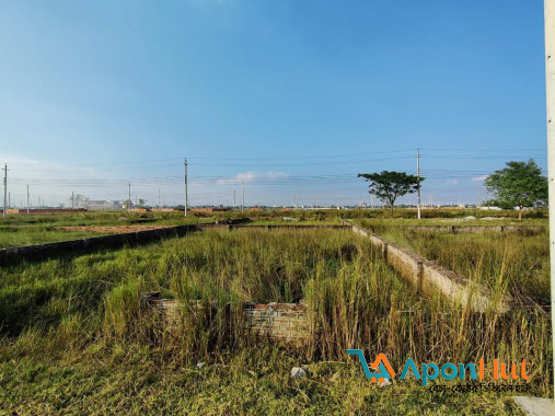 বসুন্ধরা পি-ব্লকে ৩ কাঠা প্লট বিক্রয়