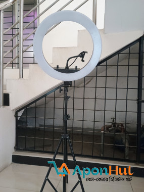 একটি রিং লাইট বিক্রি করা হবে