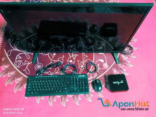 SAMSUNG SMART TV (Used)