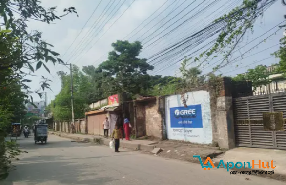 বগুড়া শহরের প্রাণকেন্দ্র সাতমাথায় ৫৮ শতক জায়গা বিক্রয় করা হবে।