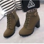 Ladies shoes