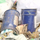 ৩.৬ খালি রংয়ের কৌটা